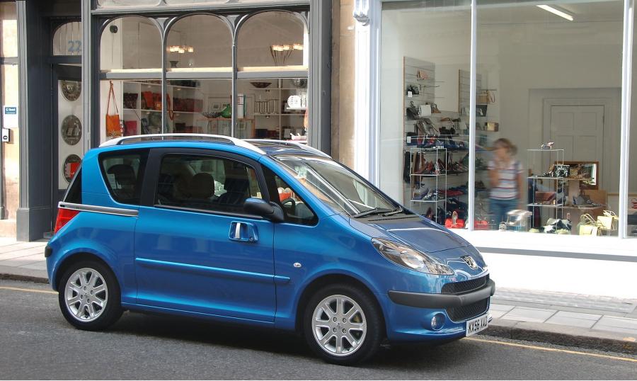  Peugeot 1007 2005 года  (фото 29 из 42)